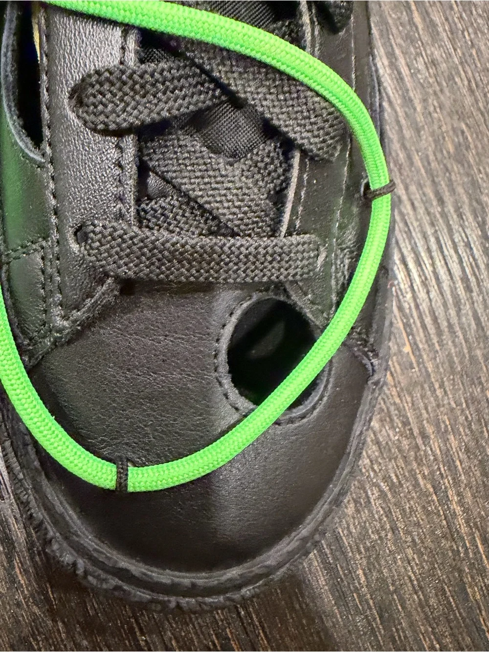N/A nike off